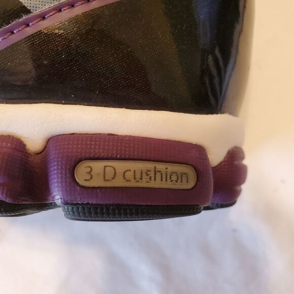 ADIDAS running shoe size 9 - Picture 6 of 8